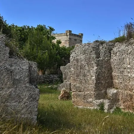 Fata Bianca Salento - Giardino Botanico Con Piscina בית נופש Novoli