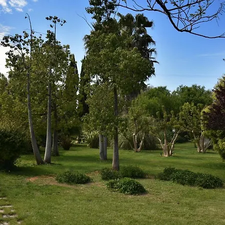 Fata Bianca Salento - Giardino Botanico Con Piscina