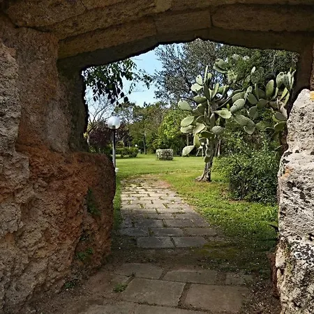 Fata Bianca Salento - Giardino Botanico Con Piscina בית נופש *