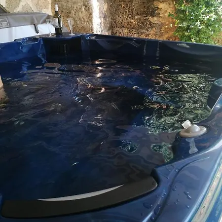 Fata Bianca Salento - Giardino Botanico Con Piscina בית נופש Novoli